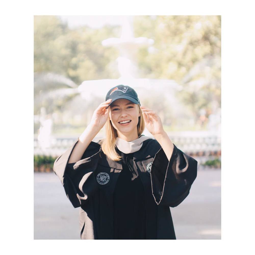 Meet your Posher, Tori